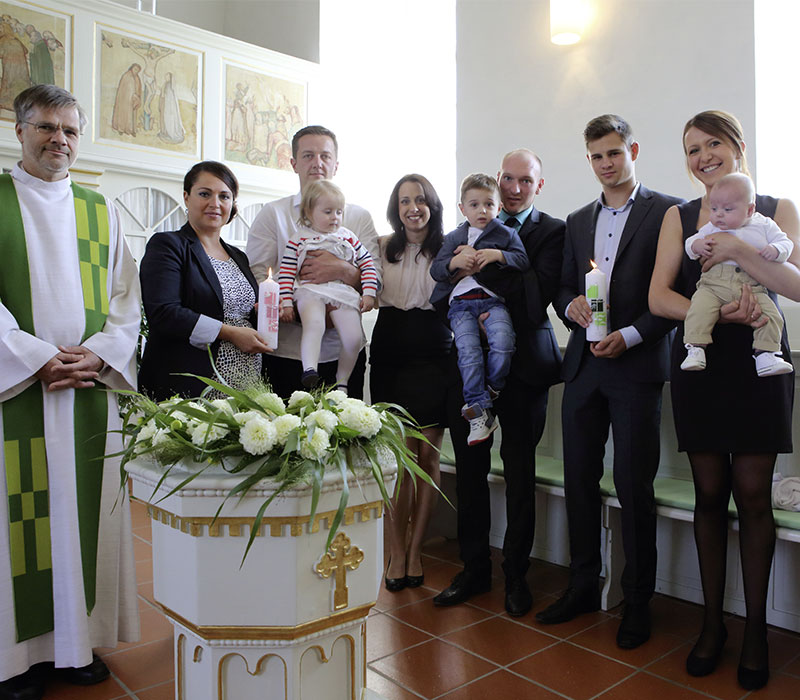 Familienfotos in Northeim. Egal ob Familie, Newborn, Geschwister, Babybauch oder Portrait. Immer das passende Shooting.