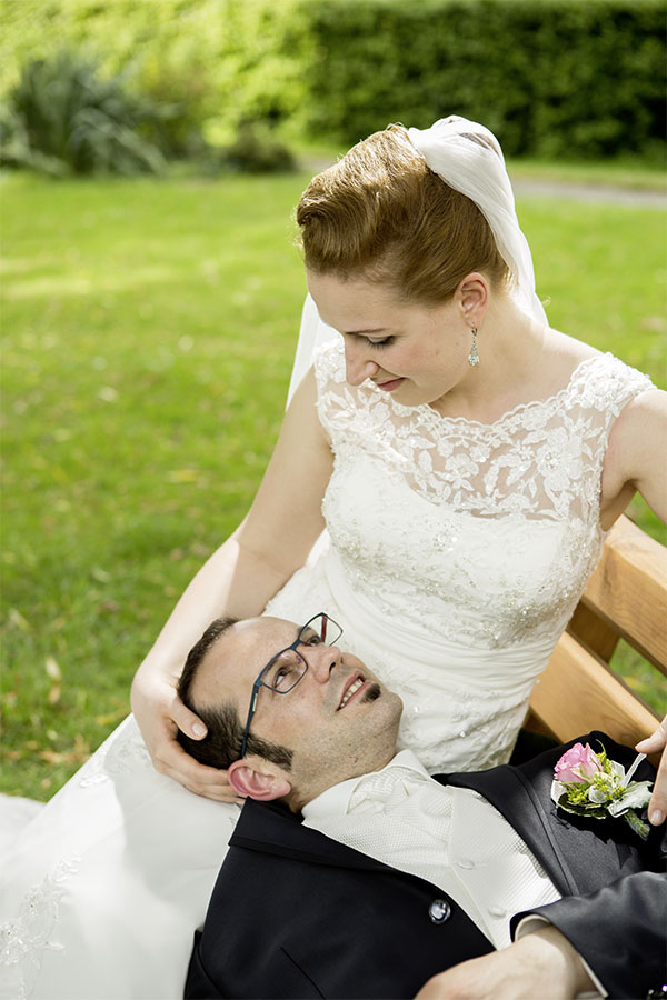 Hochzeitsshootings in Northeim. Hochzeiten sind einzigartige Erlebnisse. Wir haben langjährige Erfahrung in der Wedding Fotografie. Egal ob Reportage, Portraits oder Bilder von der Feier. Fotostudio Northeim Citylights