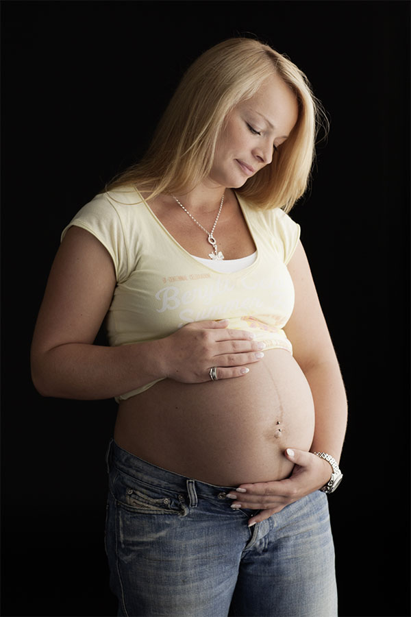 Familienfotos in Northeim. Egal ob Familie, Newborn, Geschwister, Babybauch oder Portrait. Immer das passende Shooting.