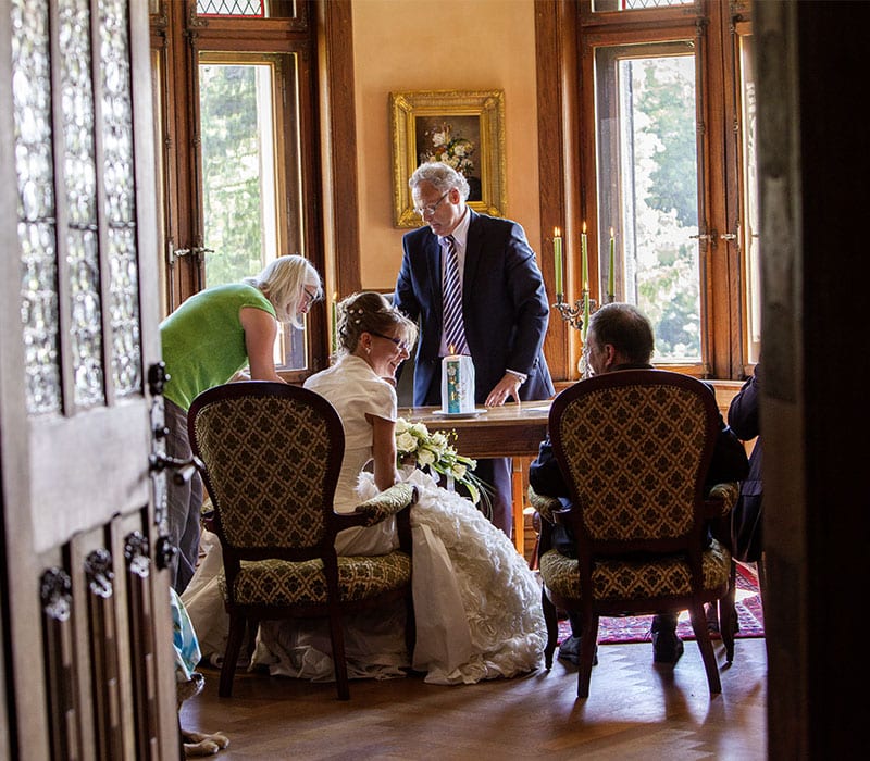 Hochzeitsfotografie mit Einblick in das Standesamt